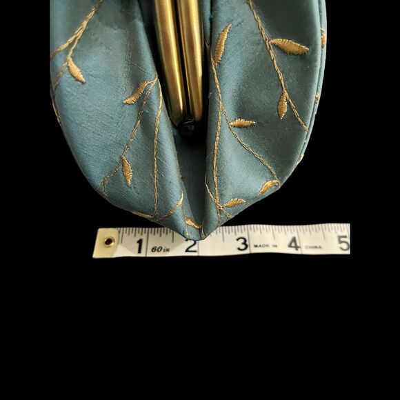 Pat Vini Gorgeous Blue with Gold Appliqué and Embroidery Evening Handbag - Picture 10 of 10